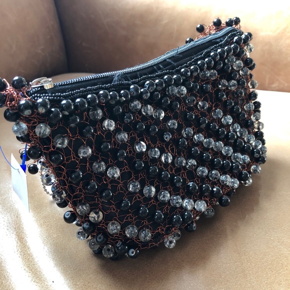 Hand beaded wire mesh bag - Picture 4 of 12